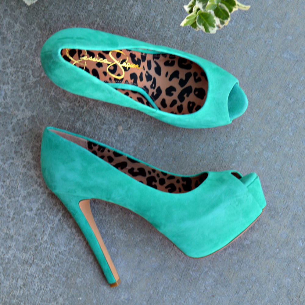 Jessica Simpson Carri peep toe platform heels - Picture 3 of 7